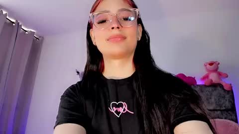 Snapshot of valentina_alba chatting on 01.09.25 Valentina online show from 01.09.25