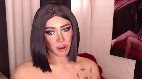 Snapshot of valentina_goddess_tsxxx chatting on 12.22.24 Amanda online show from 12.22.24
