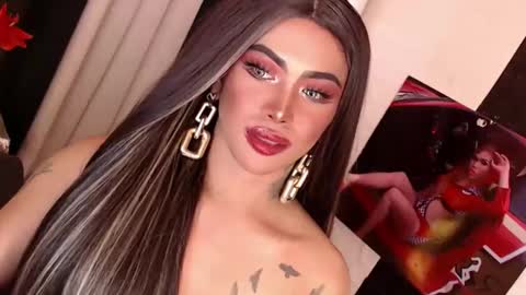 Snapshot of valentina_goddess_tsxxx chatting on 12.24.24 Amanda online show from 12.24.24