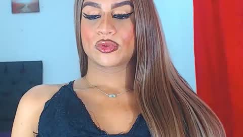 VALENTINA   online show from 01.14.25