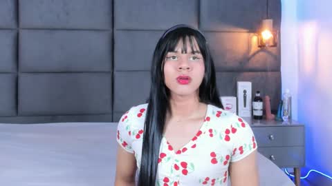 valentino moon online show from 09.22.25