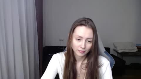 Snapshot of valents_cherry chatting on 03.01.25 Valentina online show from 03.01.25