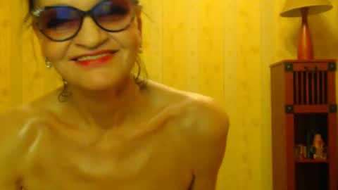 Snapshot of valenttijm3851 chatting on 02.08.25 valentijm online show from 02.08.25