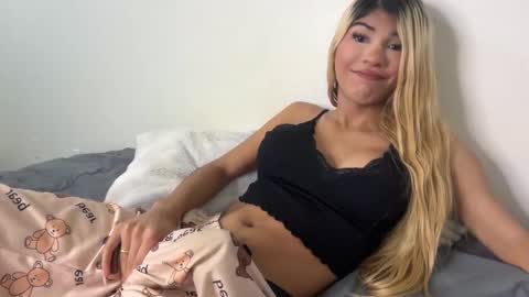 Snapshot of valeri_bigcock chatting on 10.01.25 valeri_bigcock online show from 10.01.25