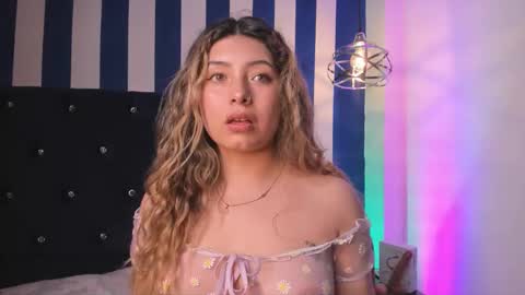 Snapshot of valeria_rouse28 chatting on 09.24.25 valeria_rouse28 online show from 09.24.25