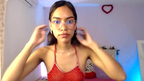 Snapshot of valeriah_7 chatting on 10.08.25 valeria  online show from 10.08.25