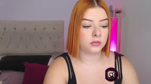 Snapshot of valerie_21 chatting on 12.04.24 Valeriee online show from 12.04.24