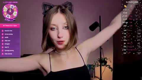 Kristi moony online show from 11.12.25