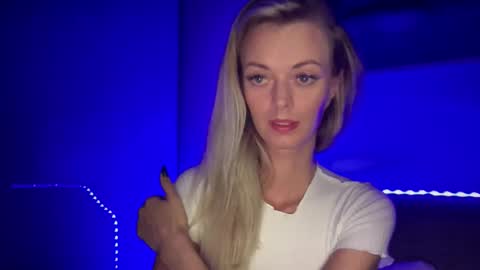 Valerie  online show from 09.14.25