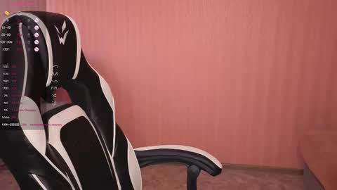 Snapshot of valeritiio chatting on 10.20.25 valeritiio online show from 10.20.25