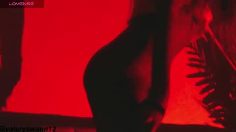 Valery swan1 online show from 02.16.25