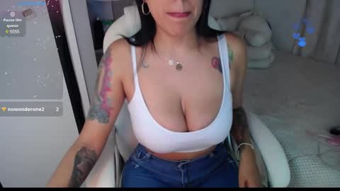 Snapshot of valewants chatting on 01.11.25 Onlyfans katerinneval online show from 01.11.25