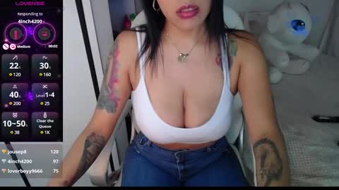 Snapshot of valewants chatting on 01.17.25 Onlyfans katerinneval online show from 01.17.25