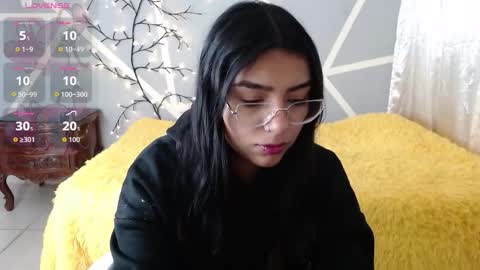 valkydoll online show from 12.04.25