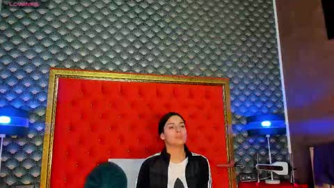 Snapshot of valleriejonnes chatting on 02.16.25 Valerie Val V online show from 02.16.25