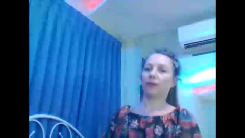 Snapshot of valleriwind chatting on 01.23.25 ValleriWind online show from 01.23.25