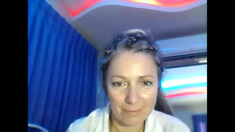 Snapshot of valleriwind chatting on 01.27.25 ValleriWind online show from 01.27.25