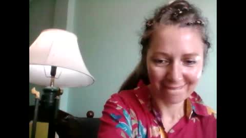 Snapshot of valleriwind chatting on 01.31.25 ValleriWind online show from 01.31.25