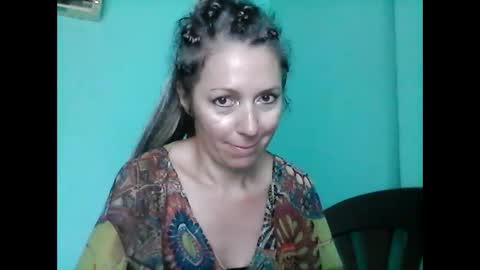 Snapshot of valleriwind chatting on 02.03.25 ValleriWind online show from 02.03.25