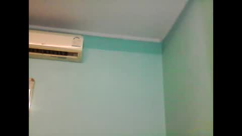 Snapshot of valleriwind chatting on 02.04.25 ValleriWind online show from 02.04.25