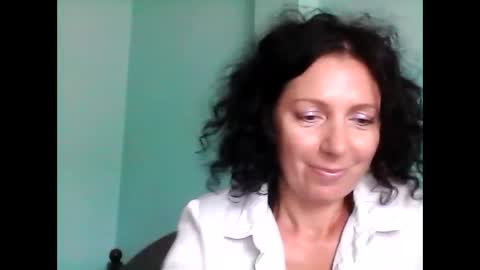 Snapshot of valleriwind chatting on 03.09.25 ValleriWind online show from 03.09.25