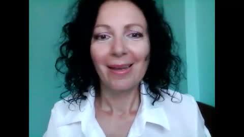 Snapshot of valleriwind chatting on 03.11.25 ValleriWind online show from 03.11.25