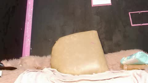 Snapshot of vallery_doll chatting on 02.03.25 Valerie online show from 02.03.25