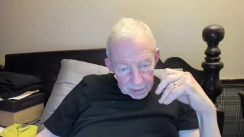 Snapshot of valleylaker chatting on 02.23.25 valleylaker online show from 02.23.25