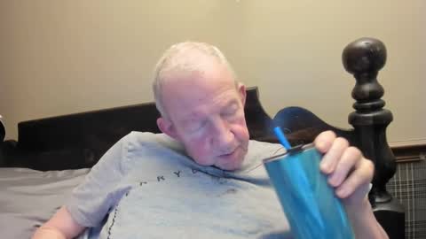 Snapshot of valleylaker chatting on 09.30.25 valleylaker online show from 09.30.25