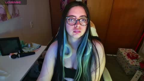 Im Violet online show from 12.20.24