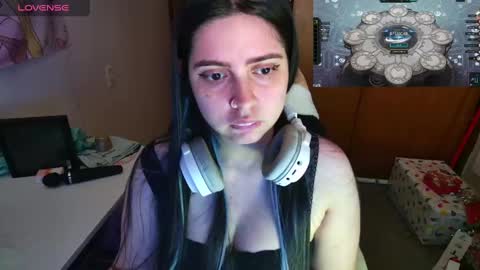 Im Violet online show from 12.20.24