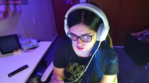 Im Violet online show from 01.01.25