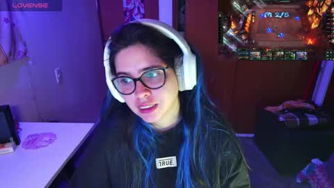 Im Violet online show from 01.08.25