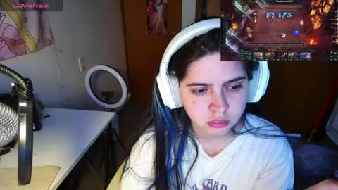 Im Violet online show from 01.21.25