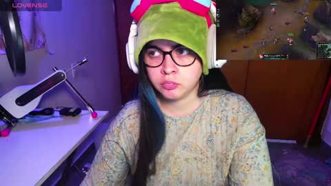 Im Violet online show from 01.24.25