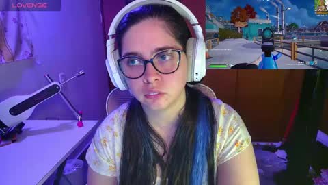 Im Violet online show from 02.25.25