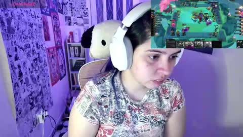 Im Violet online show from 10.10.25