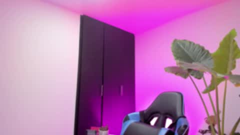 Babi Alu online show from 10.13.25