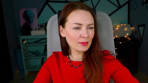 Snapshot of vandarossi chatting on 01.12.25 Vanda online show from 01.12.25