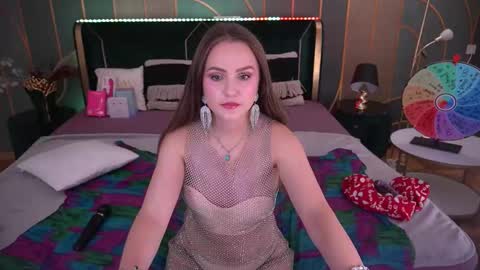 Snapshot of vanessabeautyy chatting on 10.08.25 vanessabeautyy online show from 10.08.25