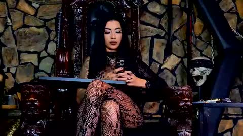 Snapshot of vanessamorningstar1 chatting on 10.10.25 Miss Vanessa online show from 10.10.25