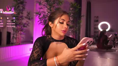 Vanessa Simon online show from 03.02.25