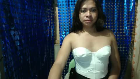 Snapshot of vannah_locca chatting on 02.19.25 vannah_locca online show from 02.19.25