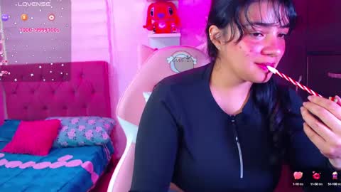 Snapshot of vannessa_shy chatting on 01.14.25 Vanesa online show from 01.14.25