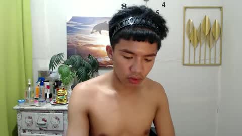 vanxxx2005 online show from 01.06.25