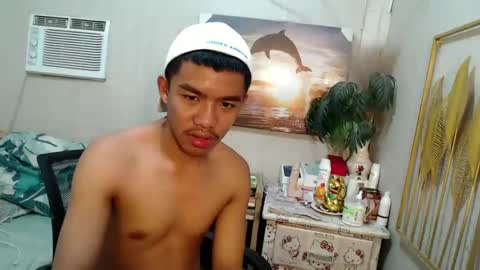 vanxxx2005 online show from 03.05.25