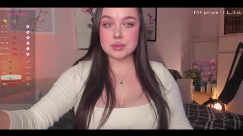 Snapshot of varvaraola chatting on 03.12.25 Hi hi Im Varya next stream 04122024 at 9 a.m GMT1 NEW PHOTOS ALREADY HERE online show from 03.12.25