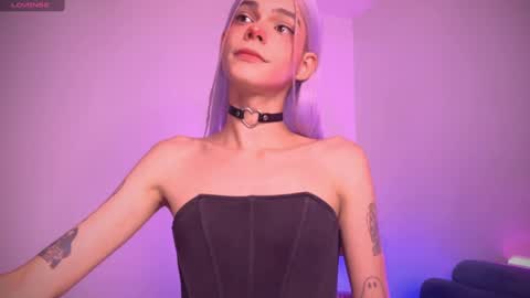 Snapshot of varya_ferreira chatting on 03.12.25  Varya Ferreira - independent model  online show from 03.12.25
