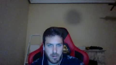 Snapshot of vascorro20 chatting on 12.17.24 vascorro20 online show from 12.17.24