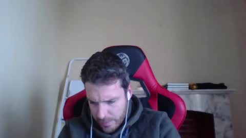 Snapshot of vascorro20 chatting on 12.18.24 vascorro20 online show from 12.18.24